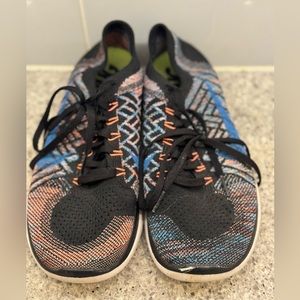 Men’s size 8 Nike free 4.0